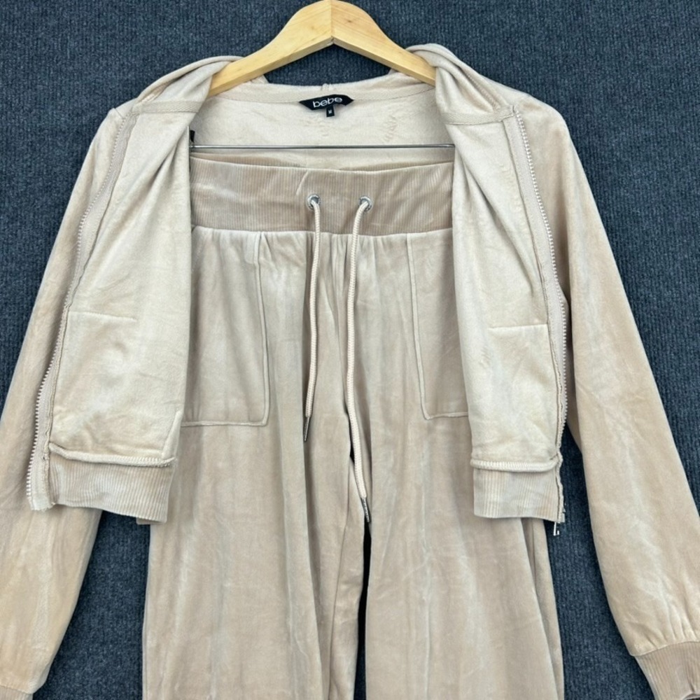 bebe Beige Velour Tracksuit Zip Up Hoodie Rhinestone 'bebe' Spell Out - Medium - Picture 3 of 16